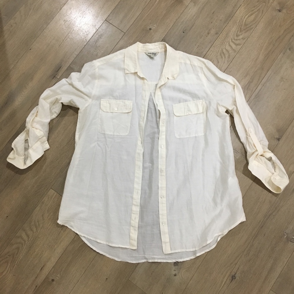 Lucky Brand Button Up Blouse. Like New. Medium.